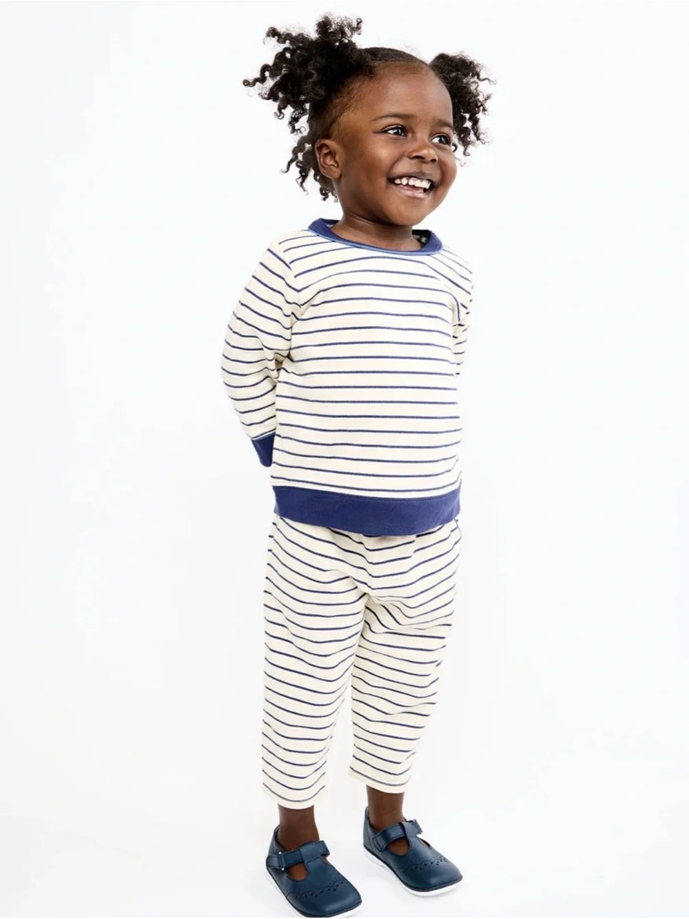 Oso & Me Remy Sweatshirt and Chris Jogger Size: 18m